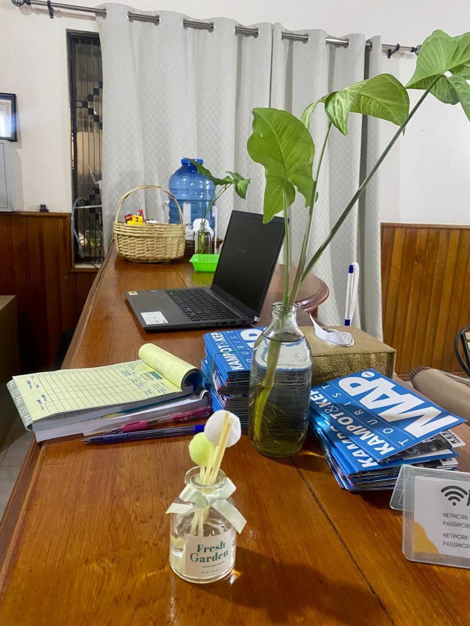 Ecran Riverfront Guesthouse Kampot Eksteriør bilde